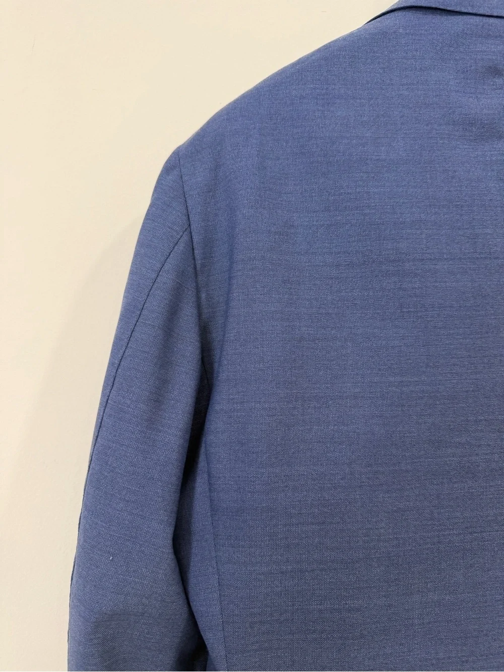 Suitsupply La Spalla Mid Blue Two-Button suit 38R